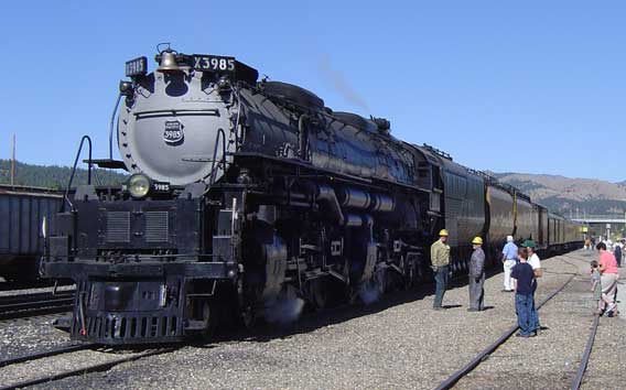 UP Challenger #3985 in Portola, California